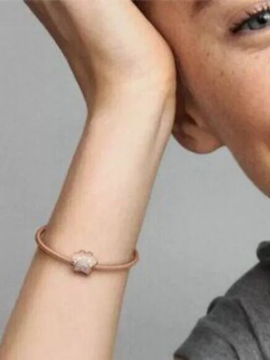 Pandora Sparkling Paw Print Charm - Picture 2 of 4